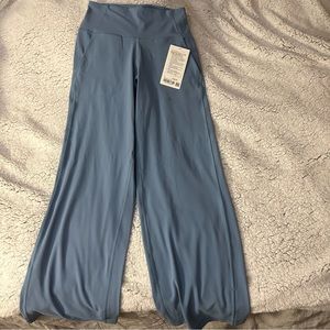 align wide leg 31” utility blue
